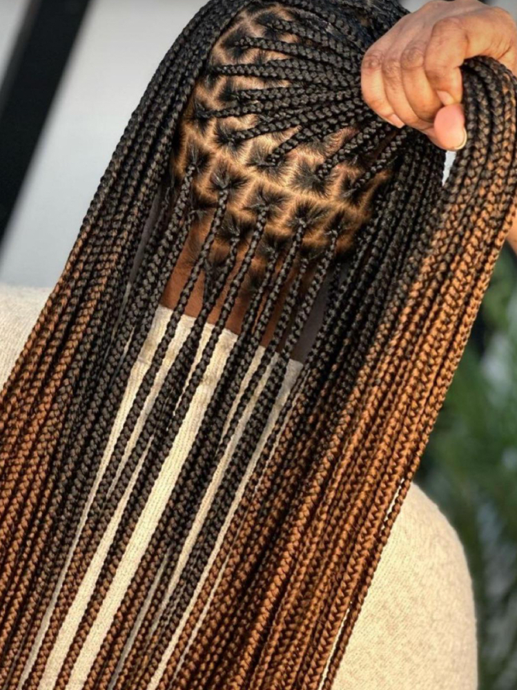 Smedium Knotless Braids