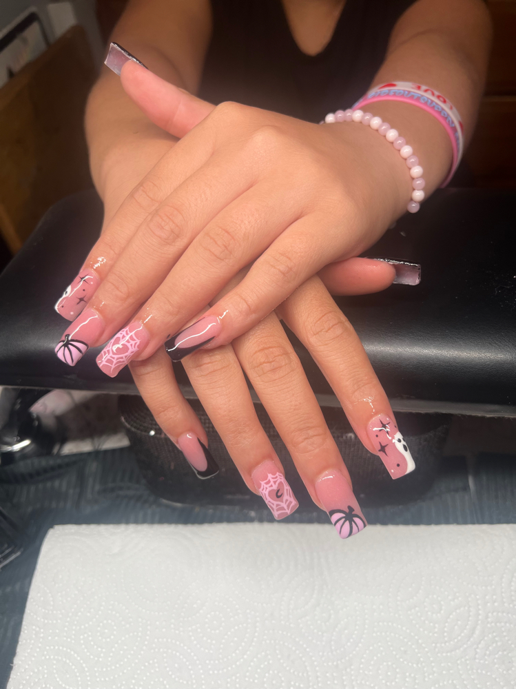 Short Poly Gel Set at Nails.by.em in Mastic, NY