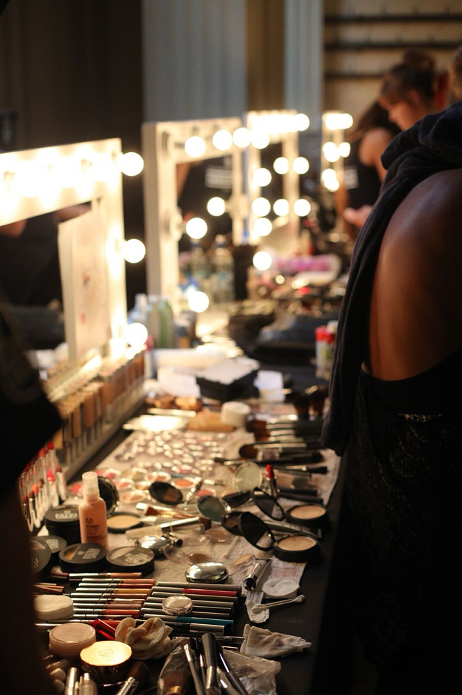 1 On 1 Basic Makeup Lesson