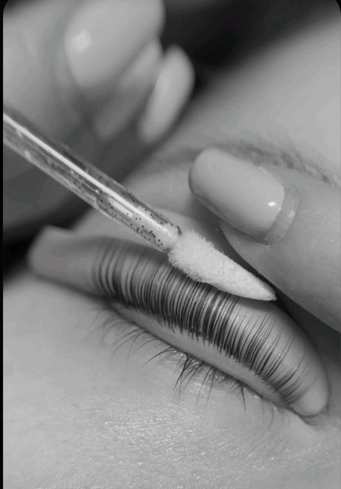 Lash Lift + Tint
