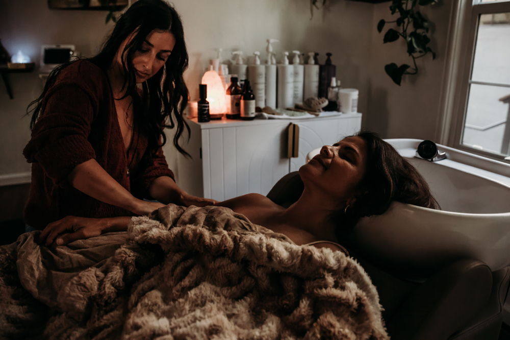 Refresh Signiture Luxury Scalp Treatment - Total Service $300
