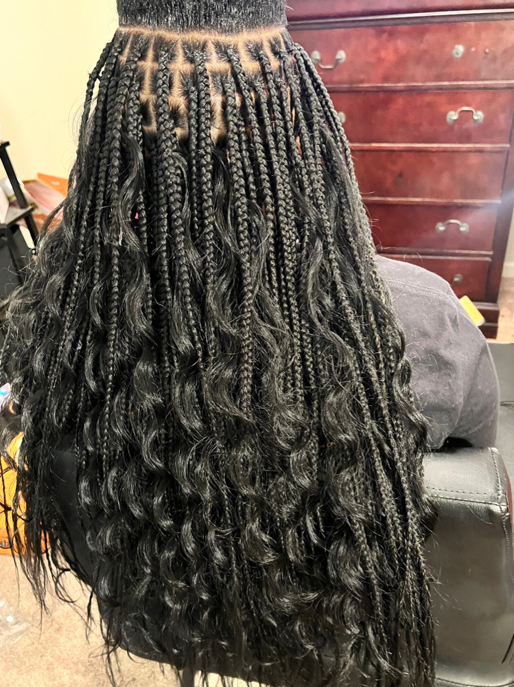 Small Reg length boho knotless