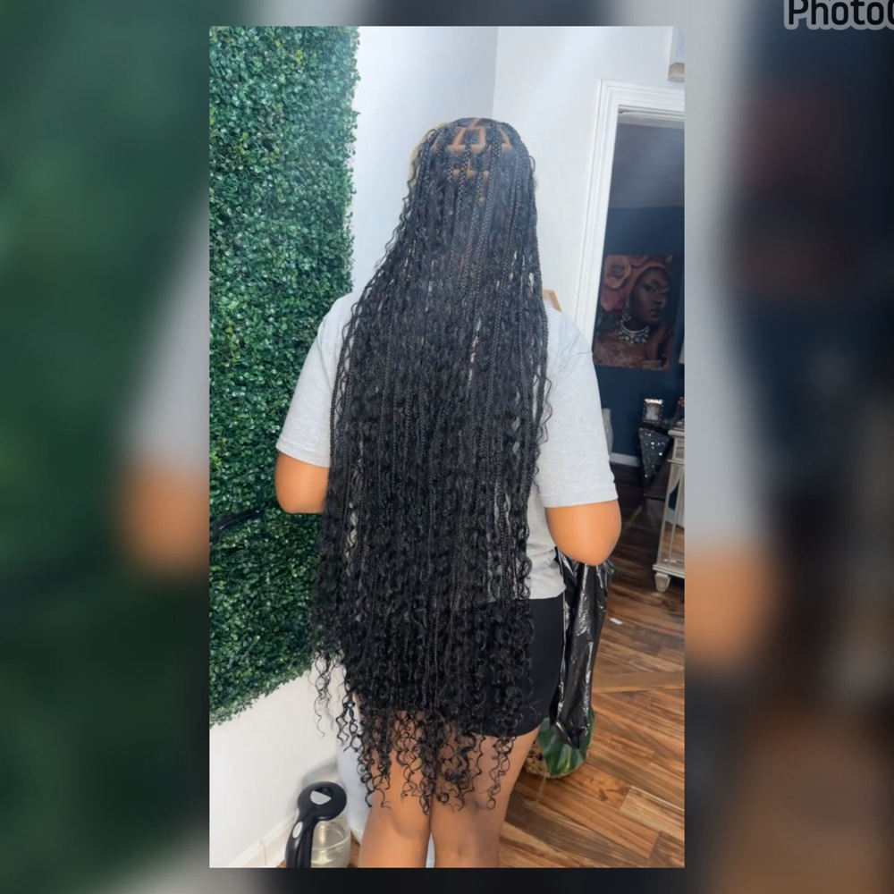 Passed Waist Medium Boho Box Braids