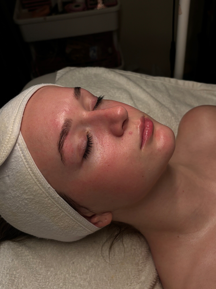 Custom Signature Facial at Leigh Radiance in Staunton, VA