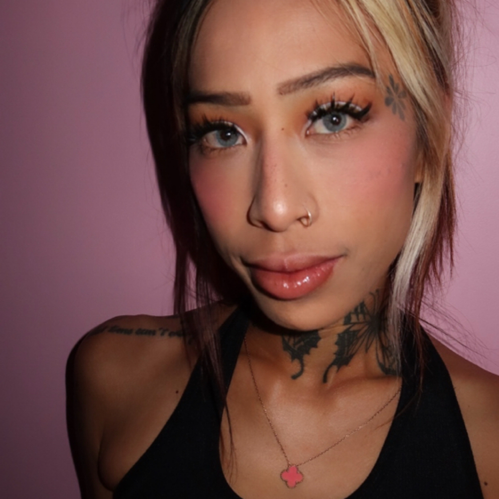 BOTTOM LASHES at Die Pretty LLC in Jacksonville, FL