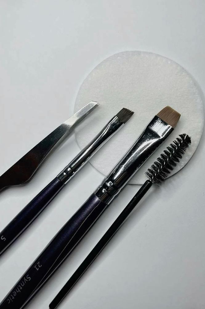 Eyebrow Wax & Tint
