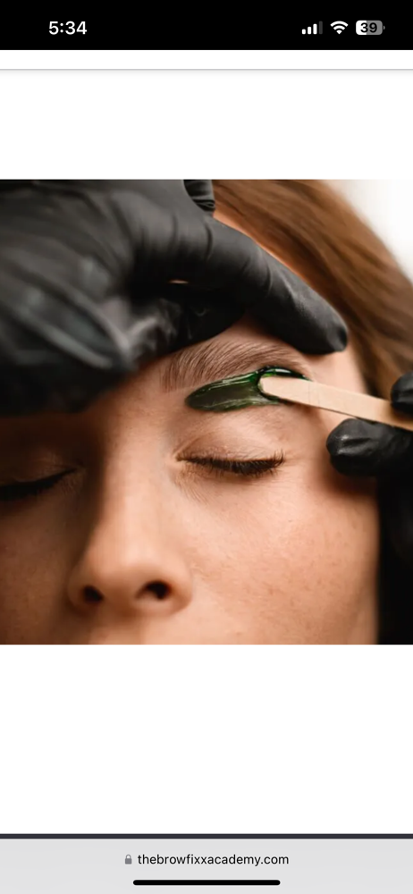 Eye Brow Wax at Pure Elegance Salon & Spa LLC in Sheboygan, WI