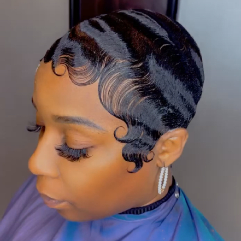 Waves at JAZMINE NICOL in St Clair Shores, MI