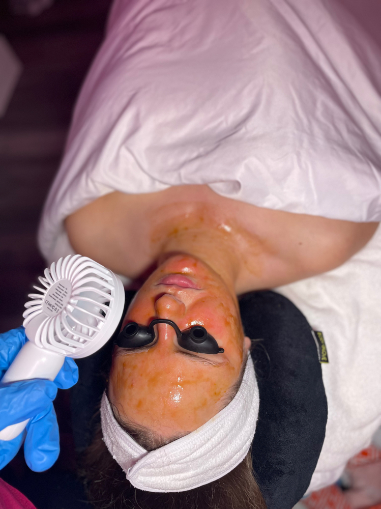 Fruit Enzyme Peel Facial