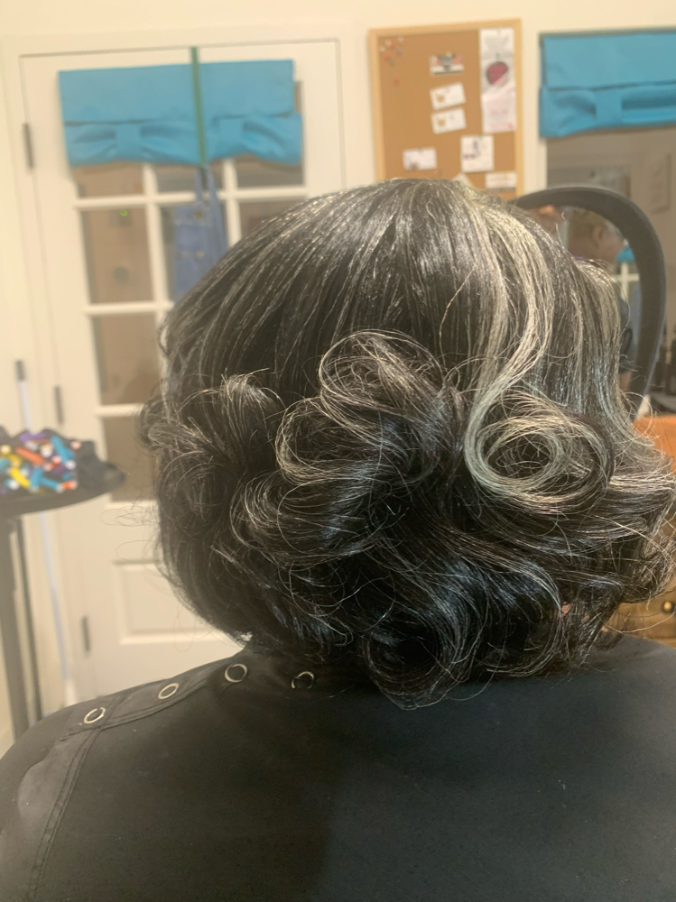 Shampoo  Blowdry & Style