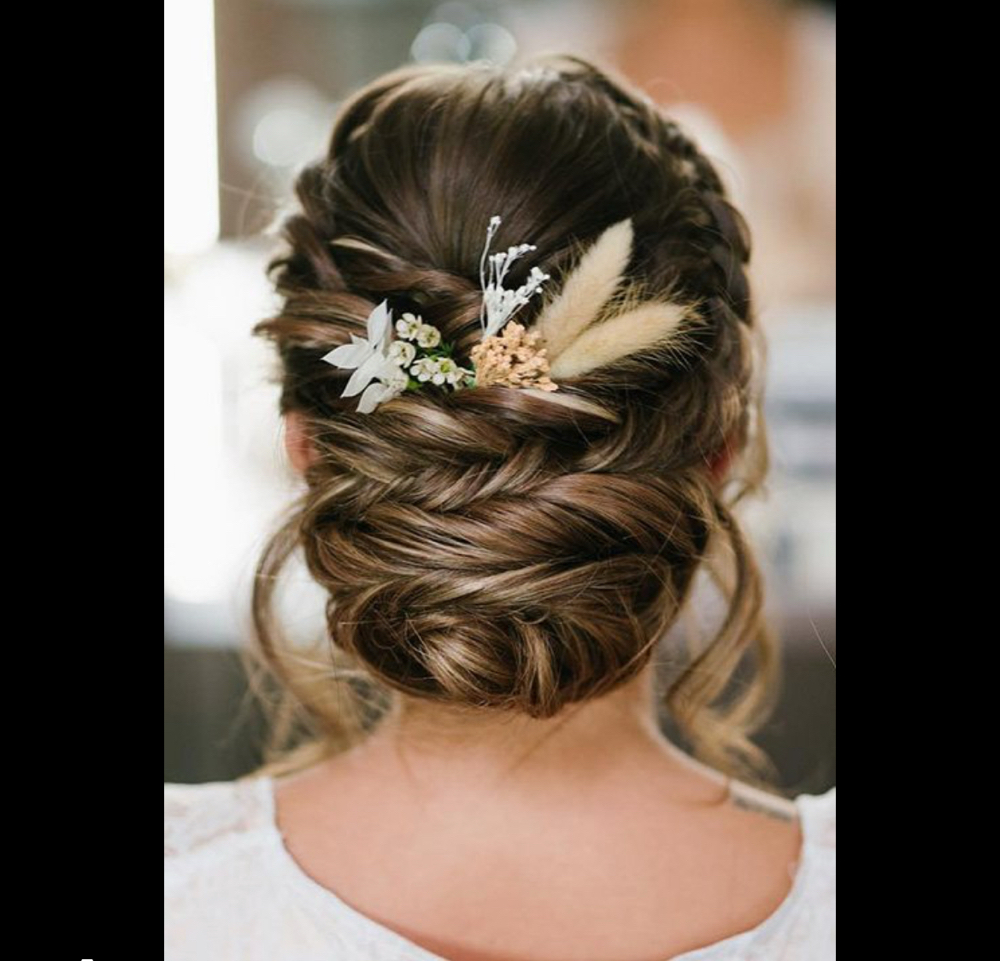 Braiding/updo
