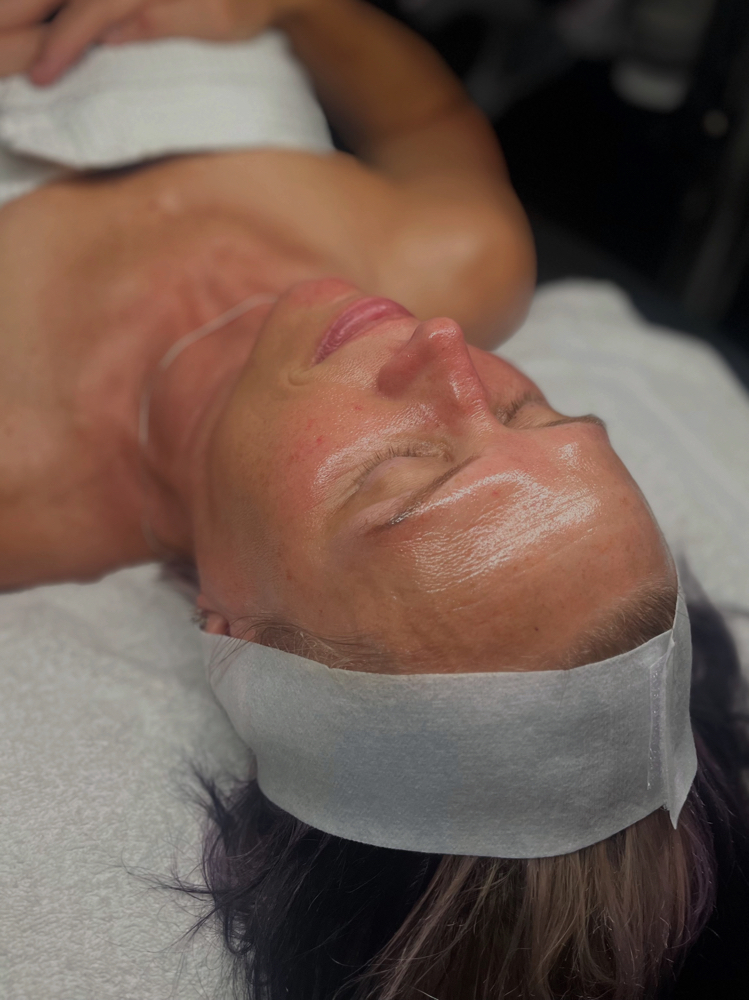 The Glass Skin Facial