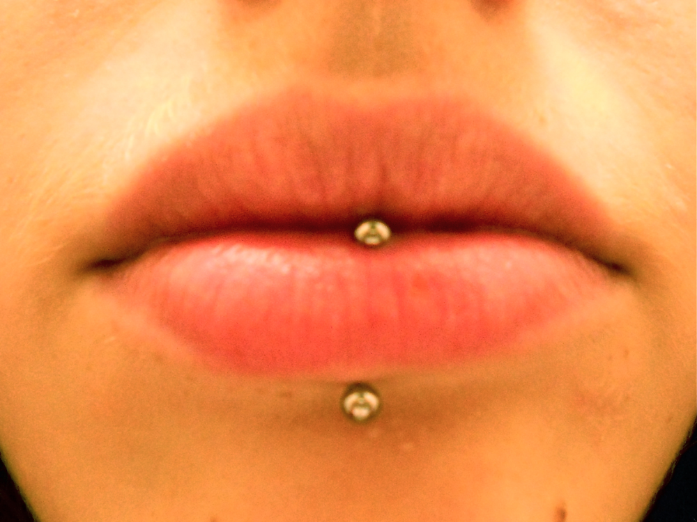 Vertical Labret