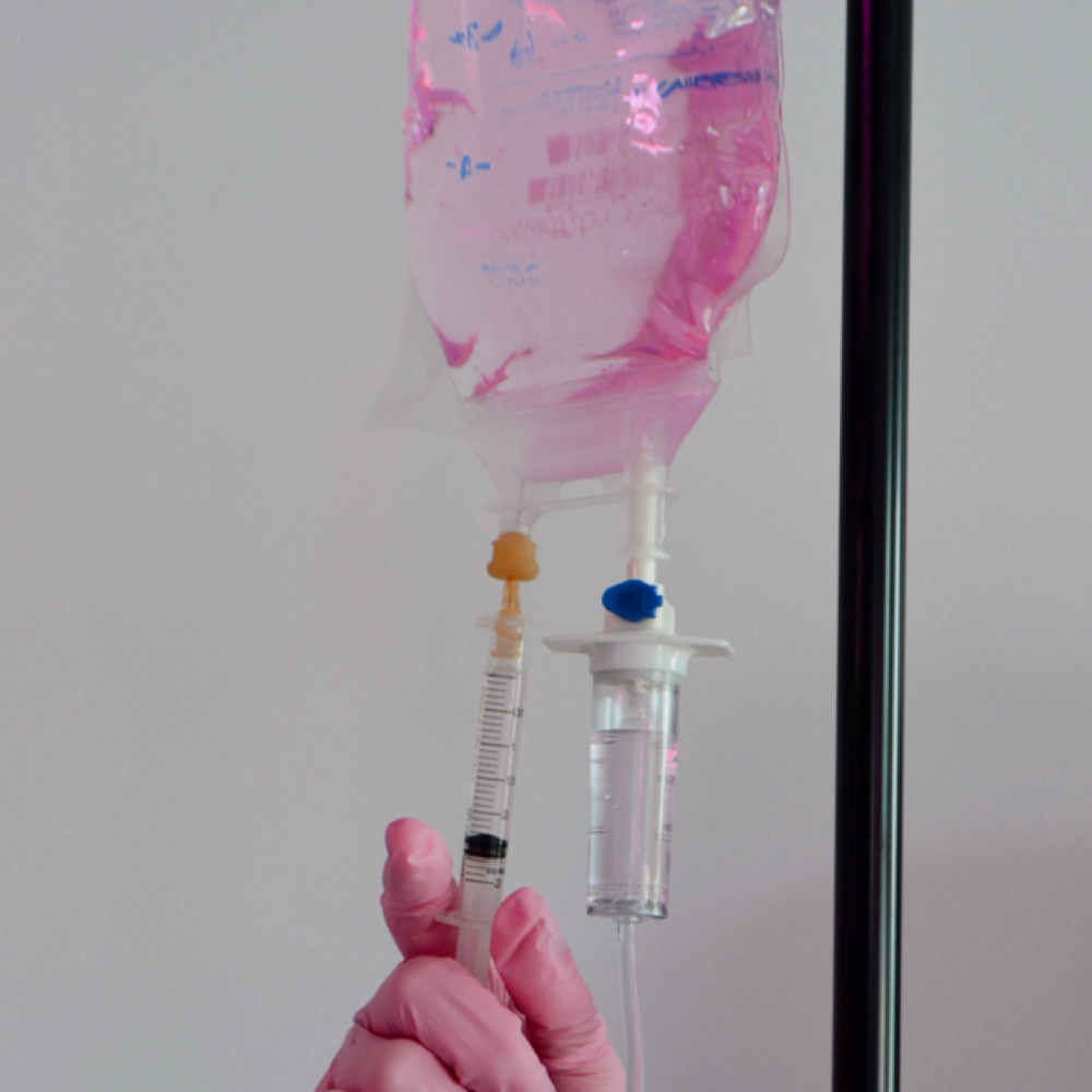 IV Therapy- Skinny Dripping at Groomsology MedSpa in Mt Orab, OH