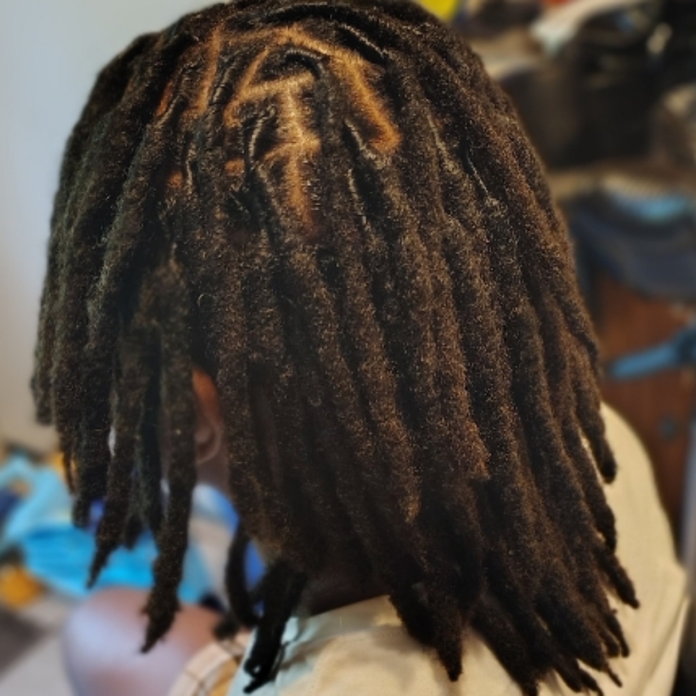 Adult Retwist Full & High Top at Naturally Peach Loc Studio in Mount Vernon, GA