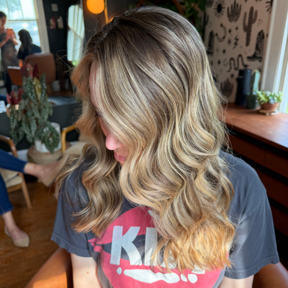 Foilyage Blonding Service at Olivia Grace @House Of Style in Jefferson City, TN