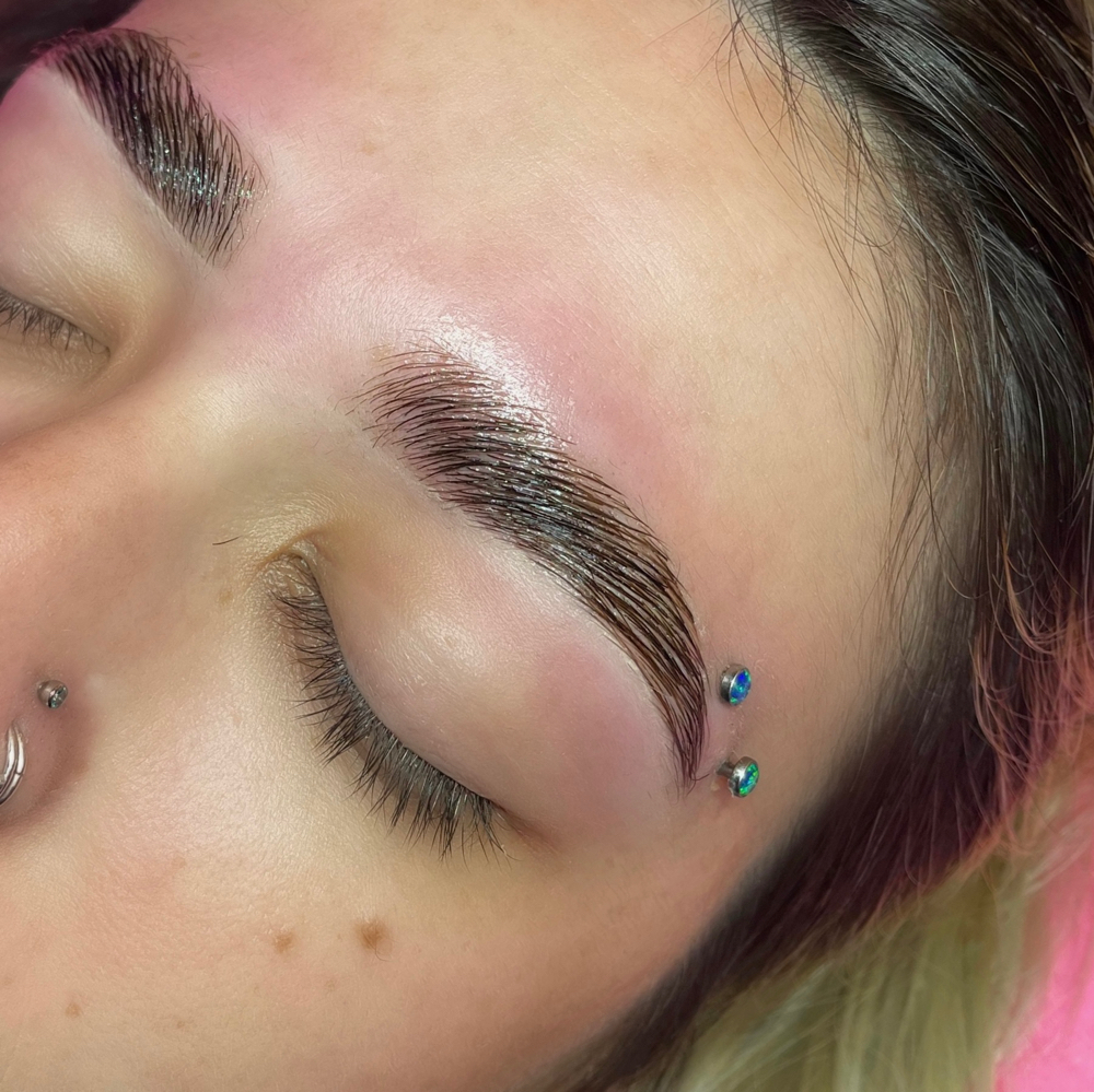 Brow Lamination and Tint