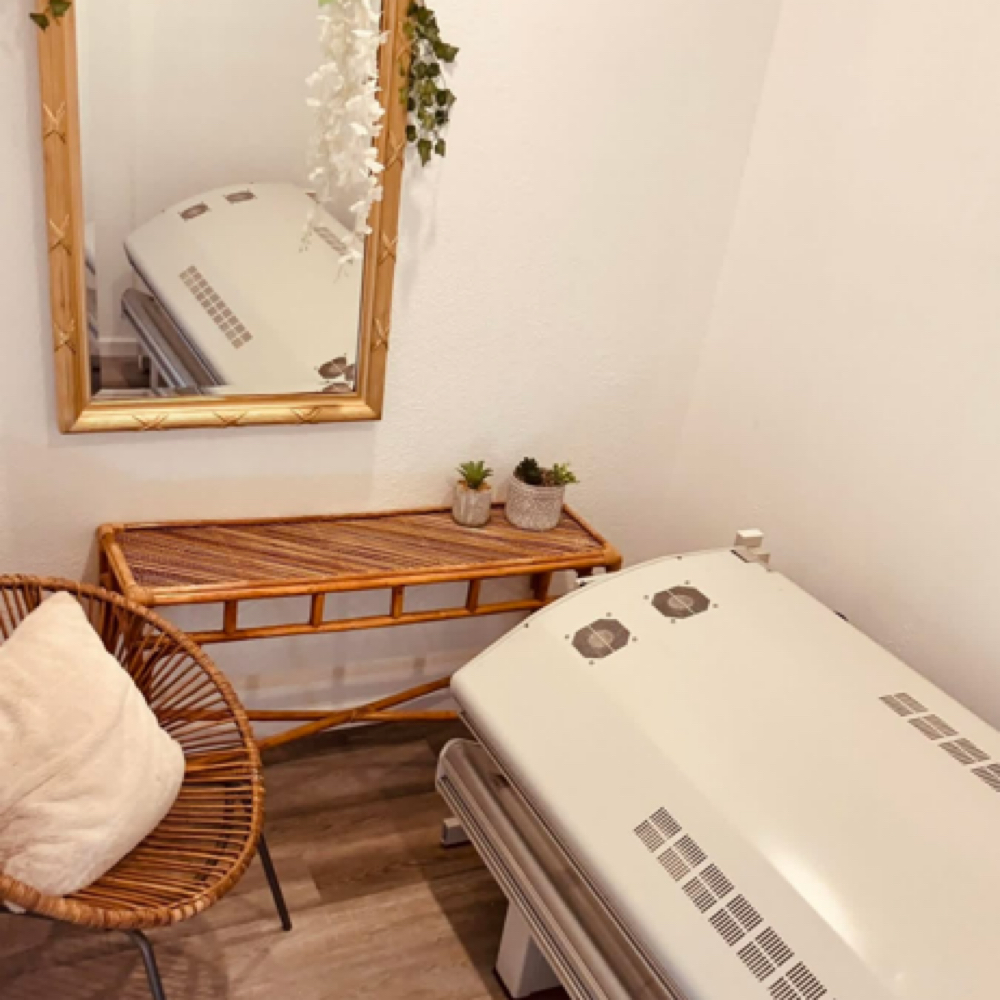 24 Hour Tanning at Dynasty Salon and Spa in Eldon, MO