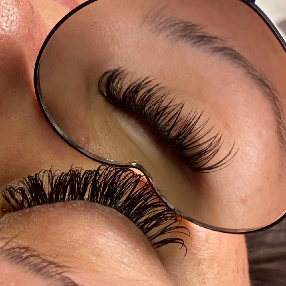 Hybrid Lash Extensions