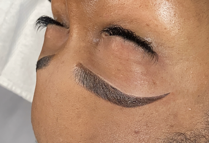 Healthy PMU Brow Shaping
