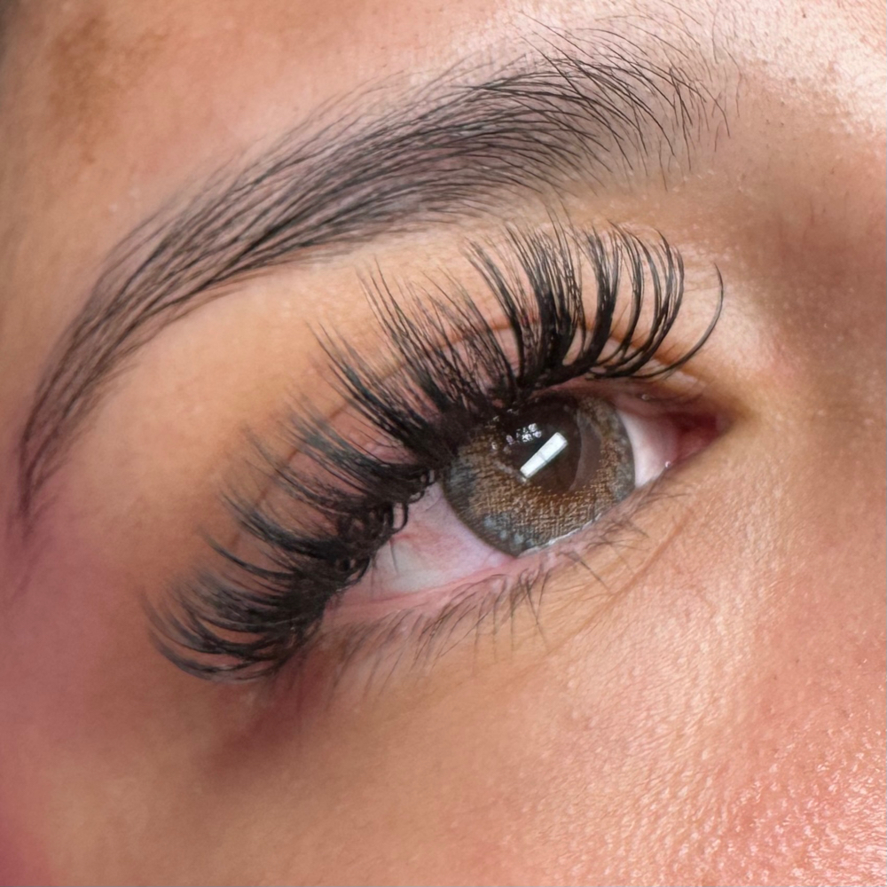 Customized Wet Set at Natalia’s Glam Studio in Houston, TX