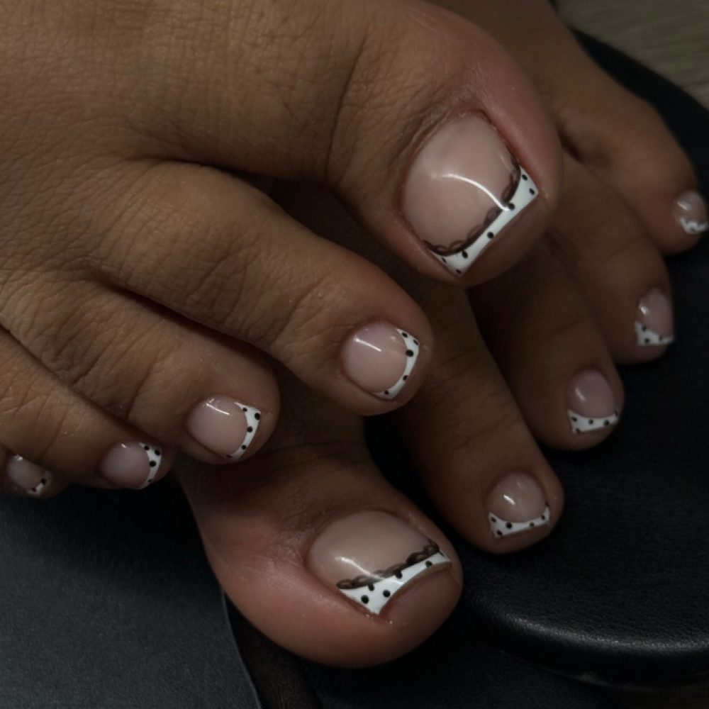 Pedicure at Erianny Rincon in Memphis, TN