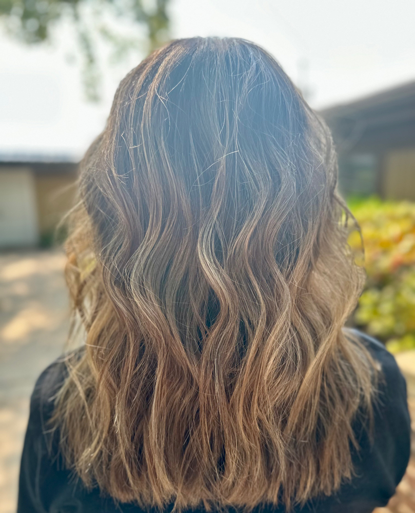 Partial Balayage With Root Touch