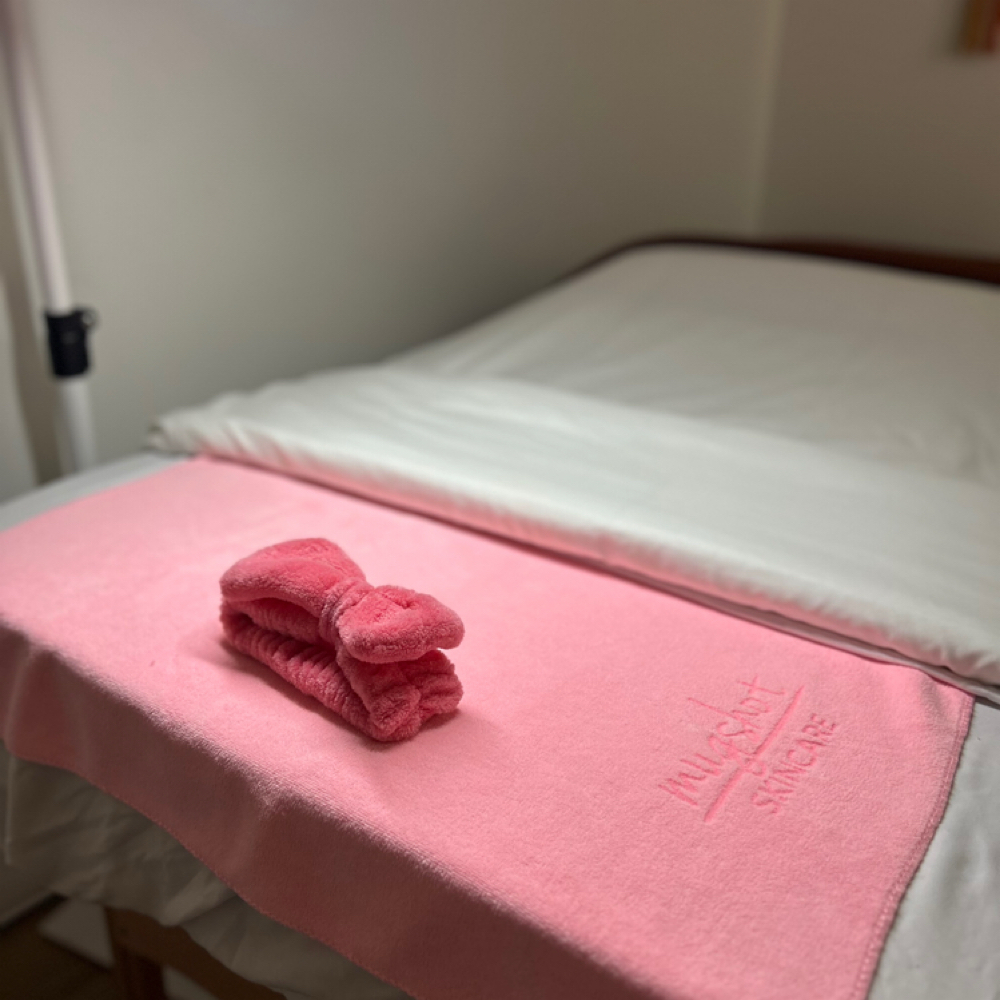 Tween Glow Facial at Mugshot Skincare in Omaha, NE