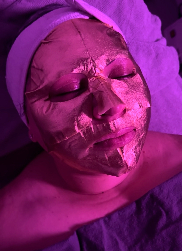 Facial Treatment Diva Gold FoilMask