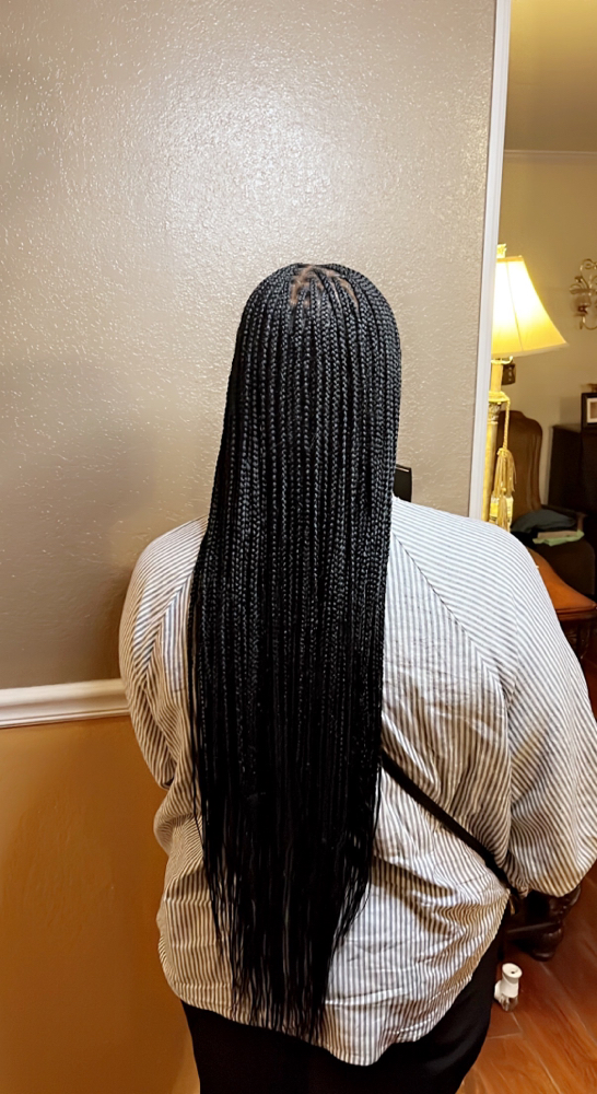 Small Butt Length Knotless