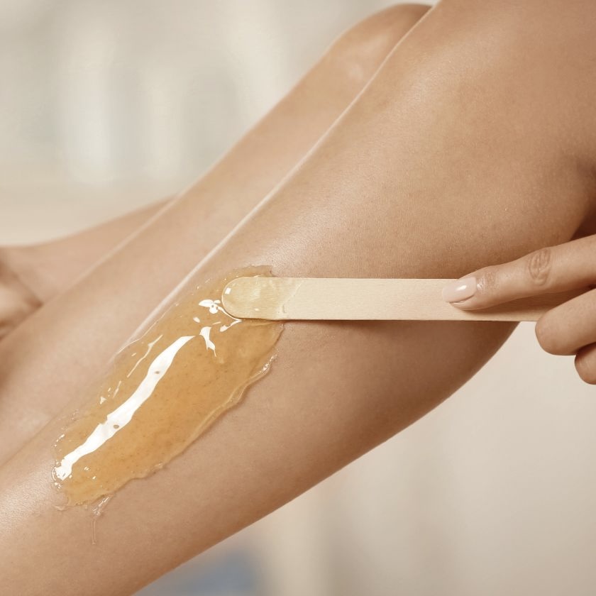 Leg Wax at Snatched Honey in Indianapolis, IN