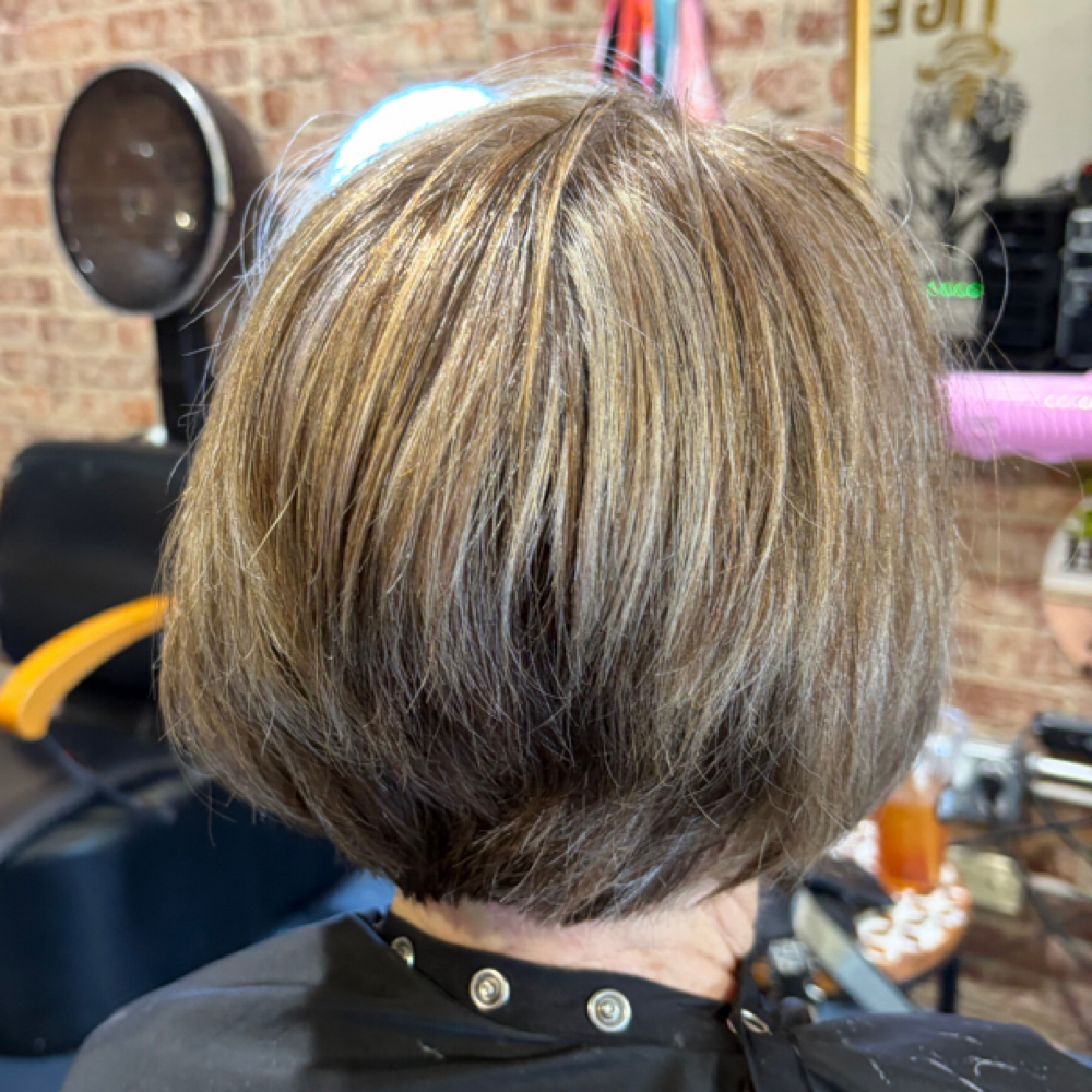 Women’s Dry Haircut at Brinkley Williams in Texhoma, OK