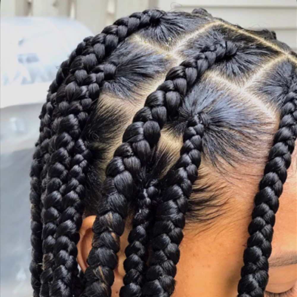 Large Mid Back Knotless at Nifty Nita in Newport News, VA