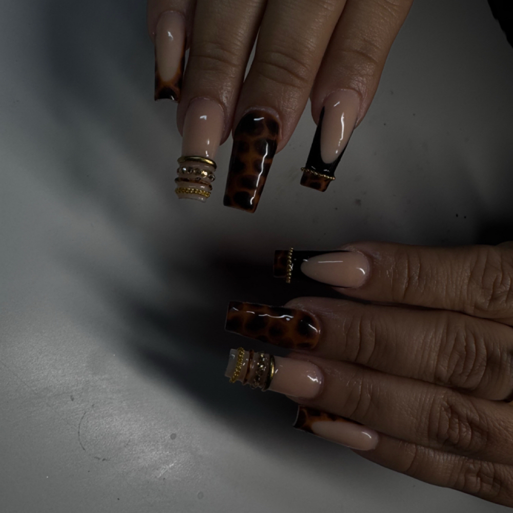 Freestyle Fullset (My Design) at The AJÉÍ of NailArt in Milwaukee, WI