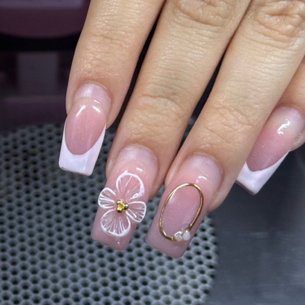 Acrylic Rebalance at Nayaa’s Nails in La Moille, IL