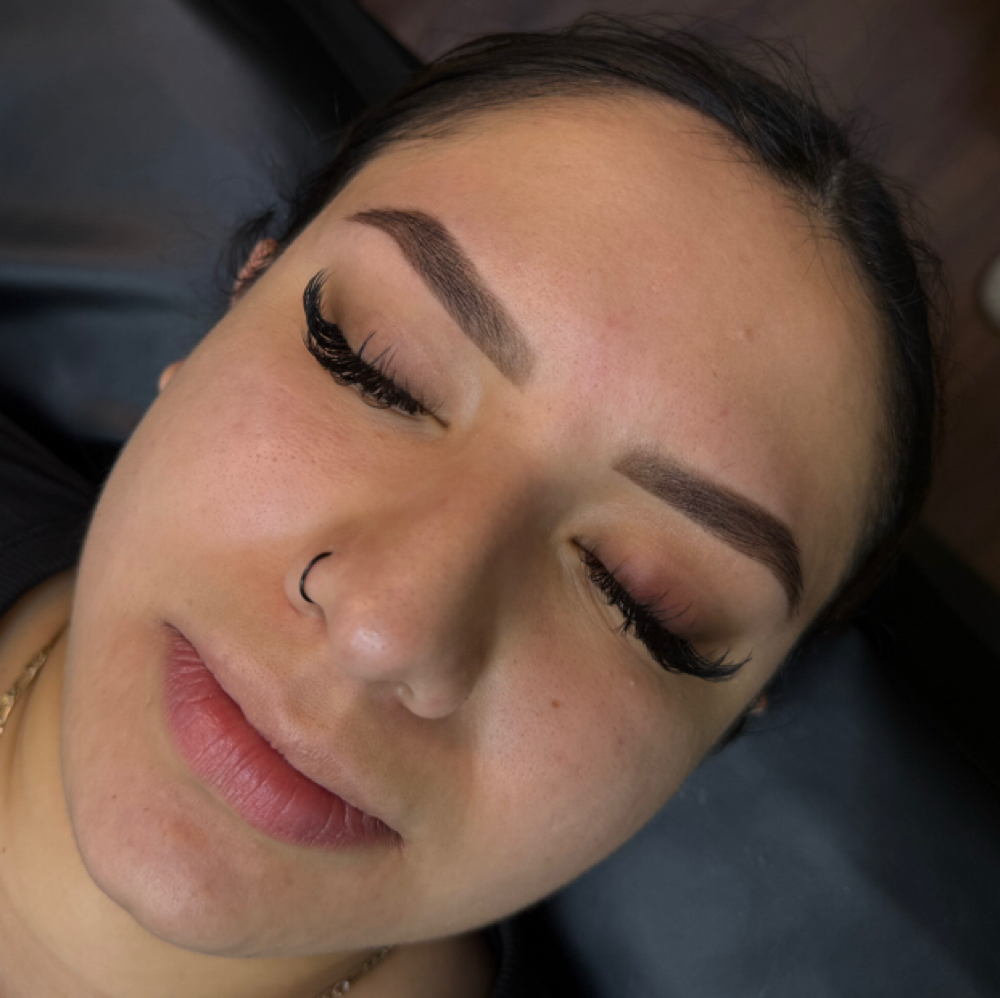 Brow Stain & Sculpt at LUSCIOUS LASHES BEAUTY STUDIO in Garland, TX
