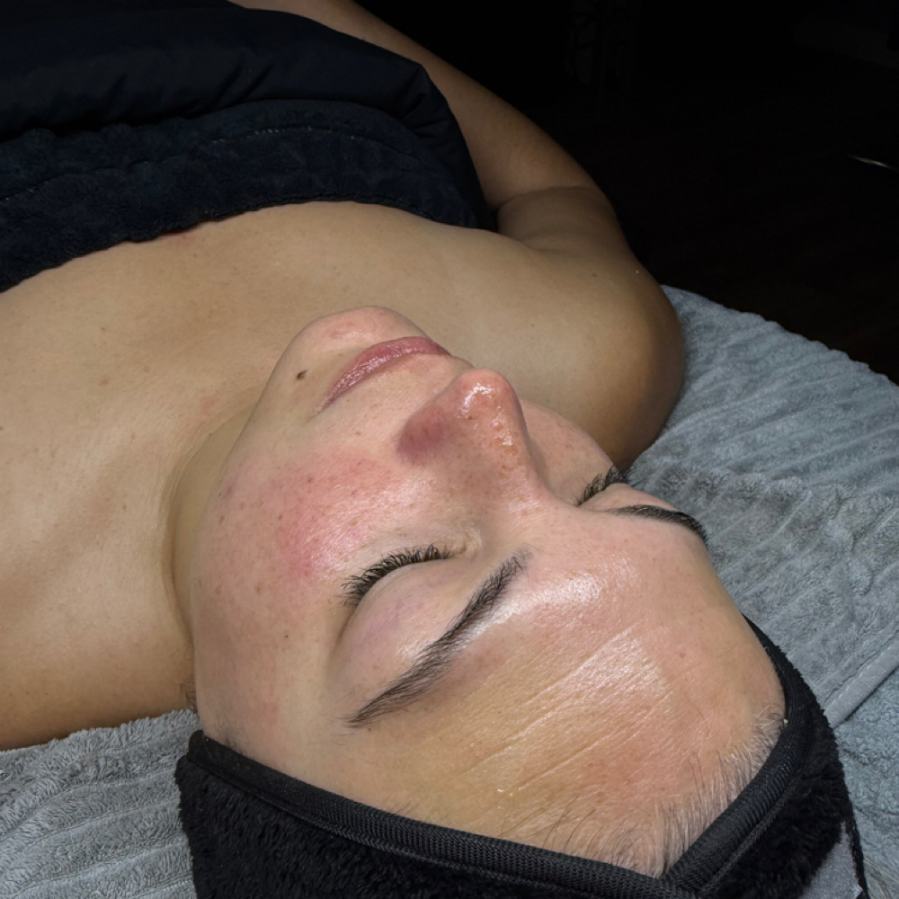 The Glow Hydro Facial at The Glow Lab HTX in Richmond, TX