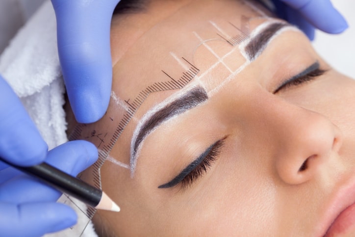 Brow Shaping With Waxing