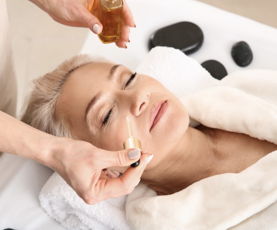 Ultimate Anti-Aging Facial