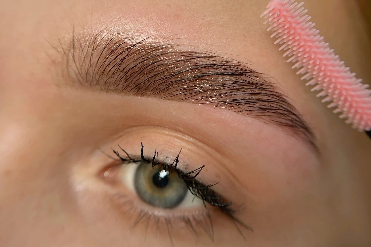 BROW TINT
