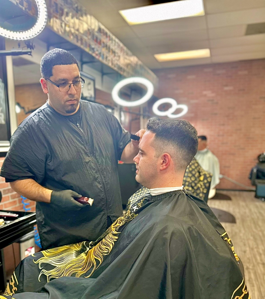 Haircut/ Corte de pelo