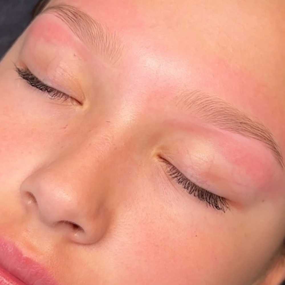 Teenager Brow Wax at BEAUTYNESS LOUNGE in Aurora, CO