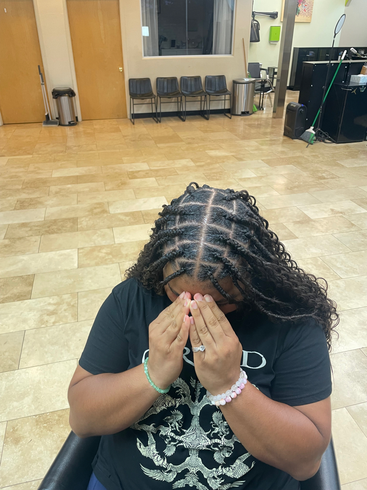 Large Knotless Braids
