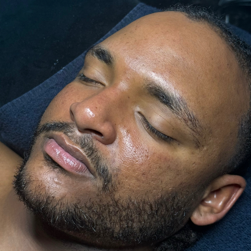 Men’s Refinement Facial at RefinedbyNiah in Flossmoor, IL