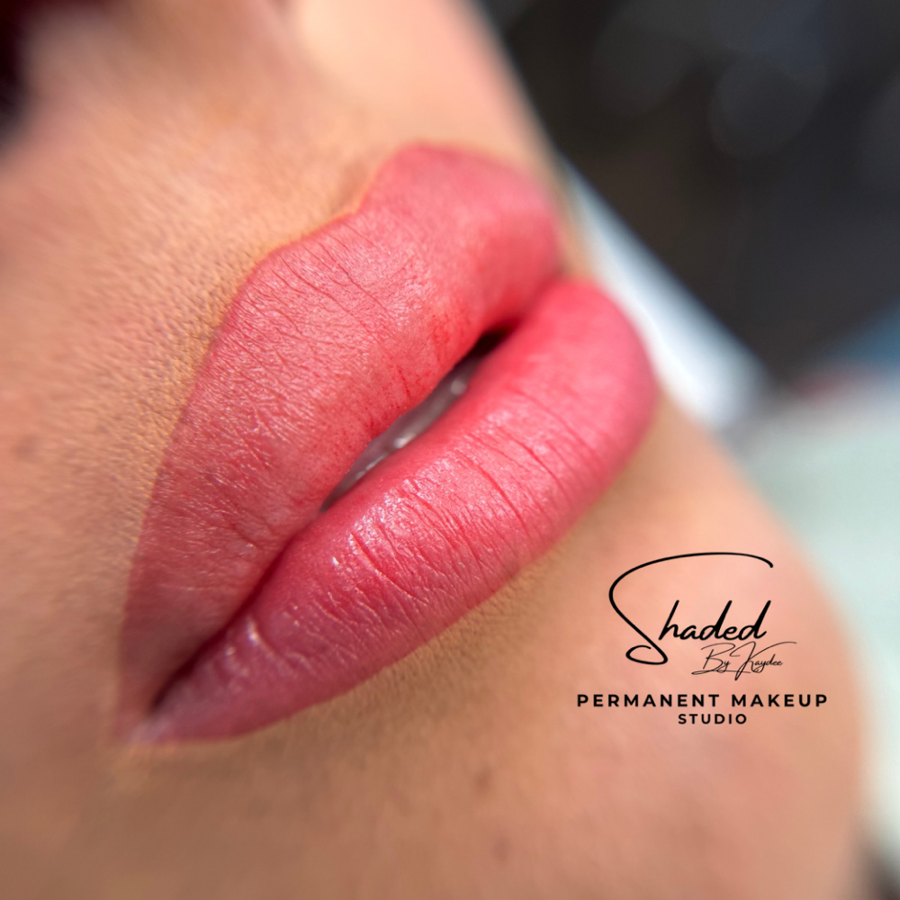 Lip Blushing