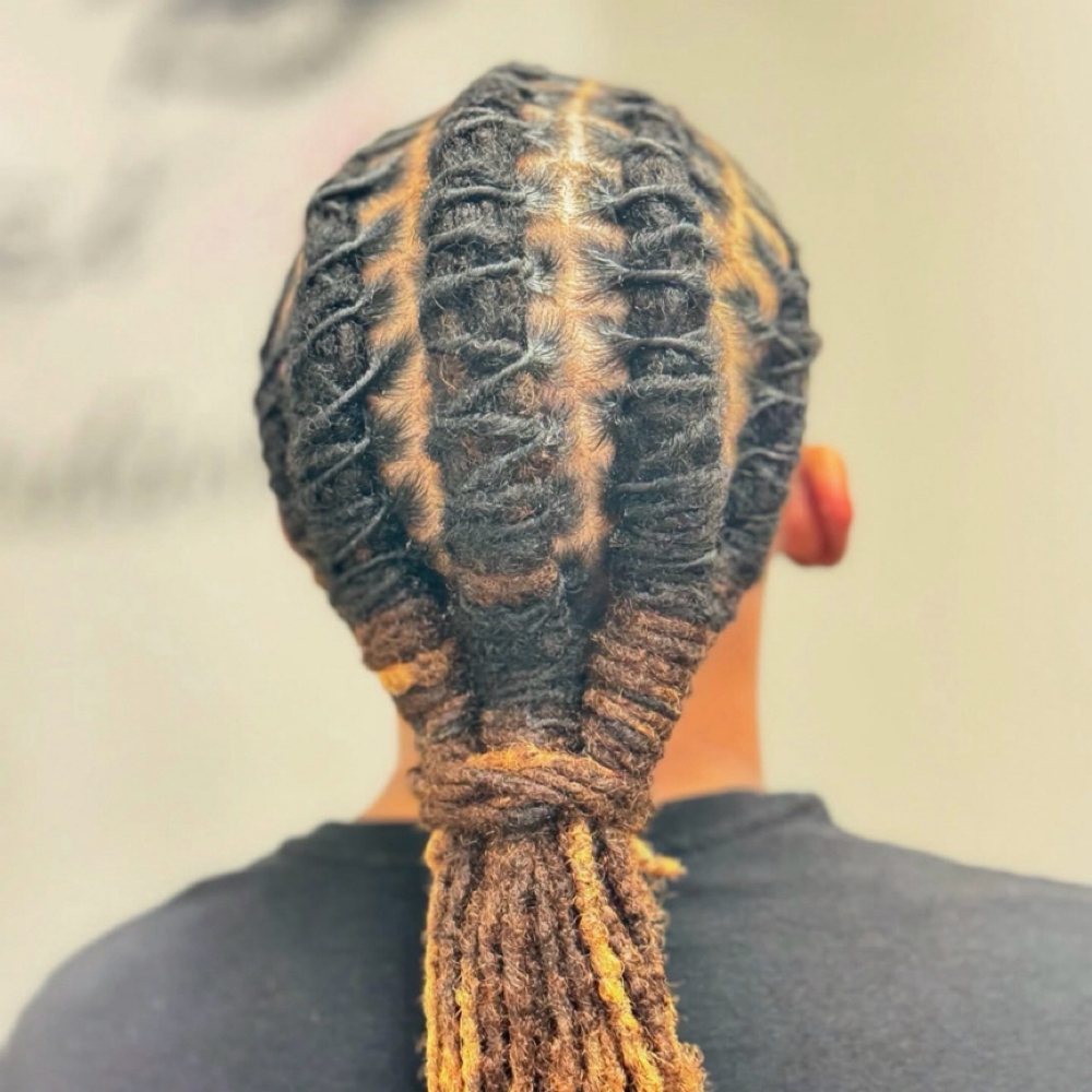 Retwist W/ Barrels (wash Included) at IDentity X Glam in Syracuse, NY