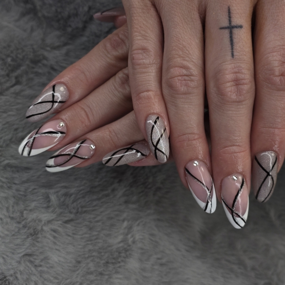 10 nail design/10 Diseño at ASL NAILS BY ARLENE in Terre Haute, IN