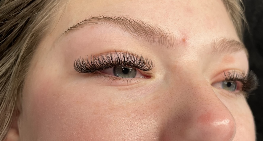 Hybrid Full Set Lashes