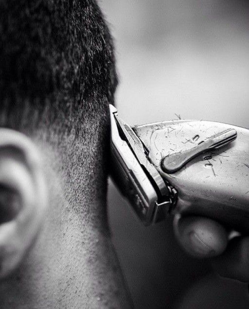 Men’s Haircut at Emri Victor in Yukon, OK