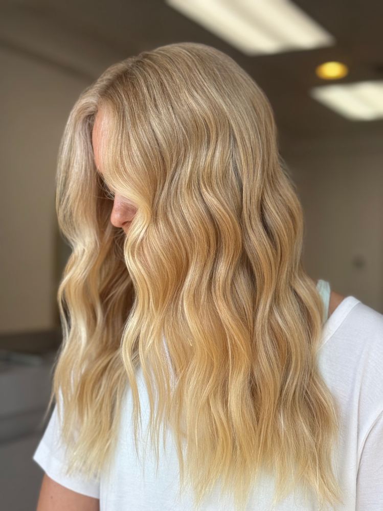 Shampoo & Blowout